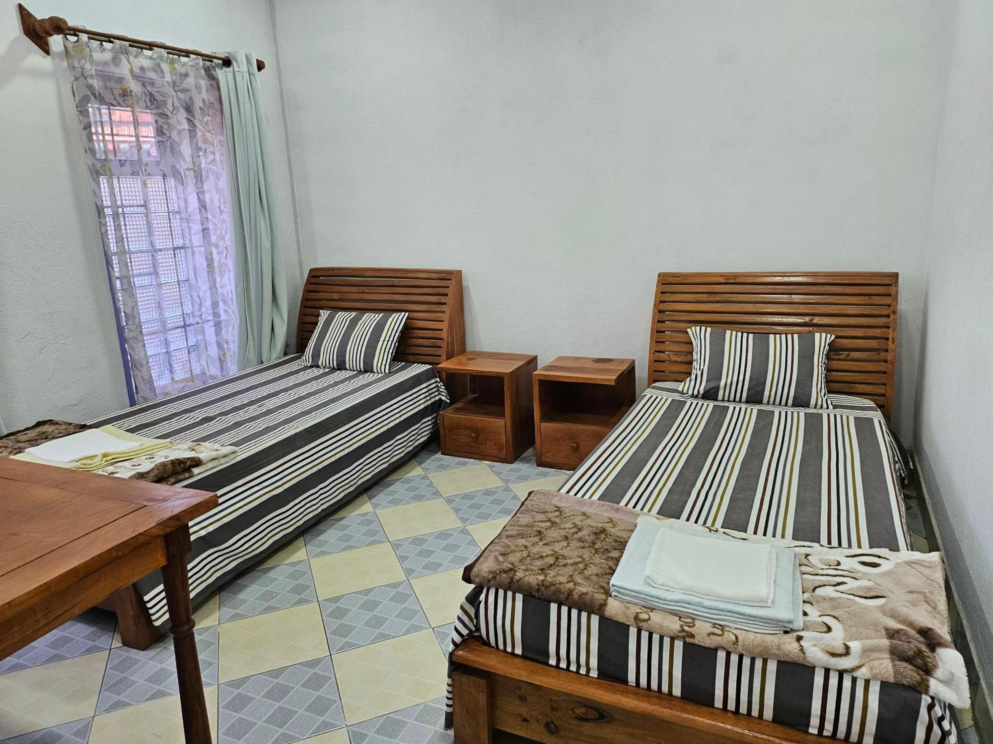 Bed and Breakfast Chez Joel Анцирабе Экстерьер фото